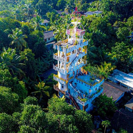 The Hotel Ujaliya Ратгама-Хегода Экстерьер фото